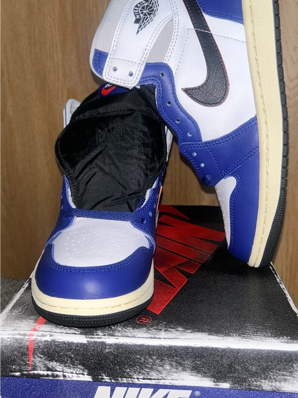 Jordan Men's Sneakers — White, Blue and Black